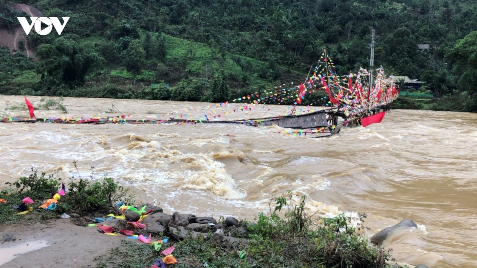 Lũ cuốn ở Yên Bái làm 1 người mất tích