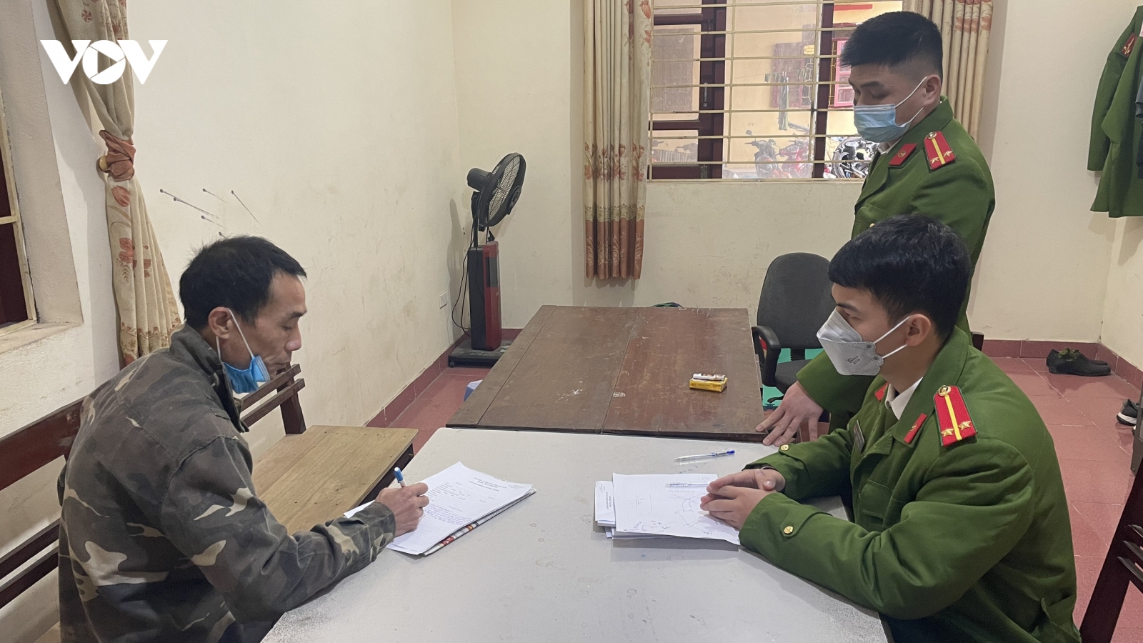 Chú bắn cháu ruột vì tranh chấp đất đai