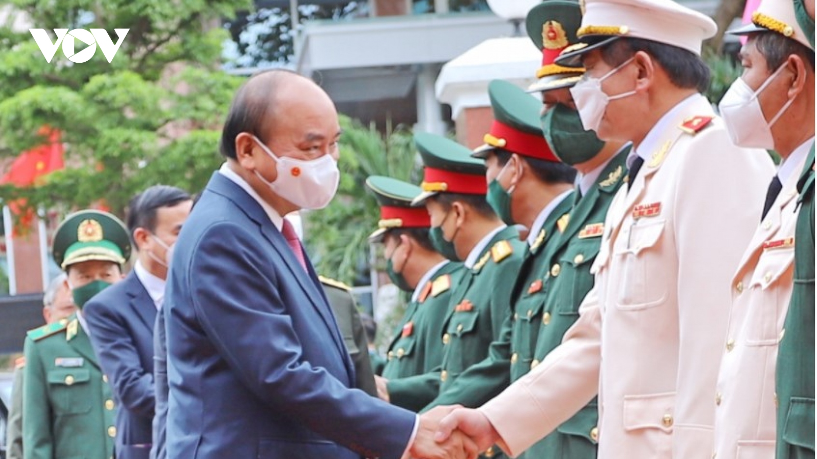 President Phuc pays Tet visit to Da Nang on first day of Lunar New Year