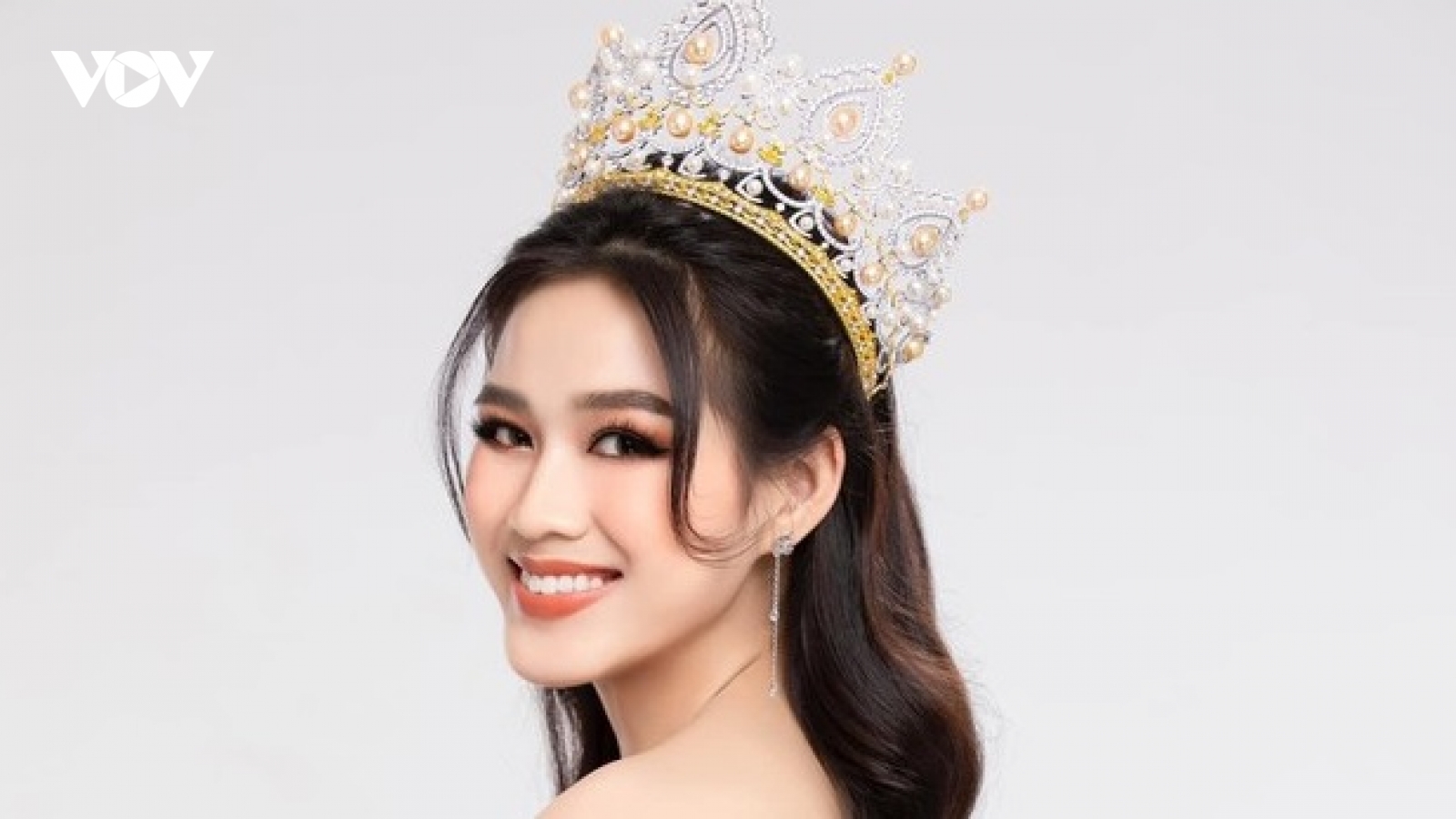 Đỗ Thị Hà xuất hiện trên trang chủ Miss World, lượt like "lấn át" dàn thí sinh top 40