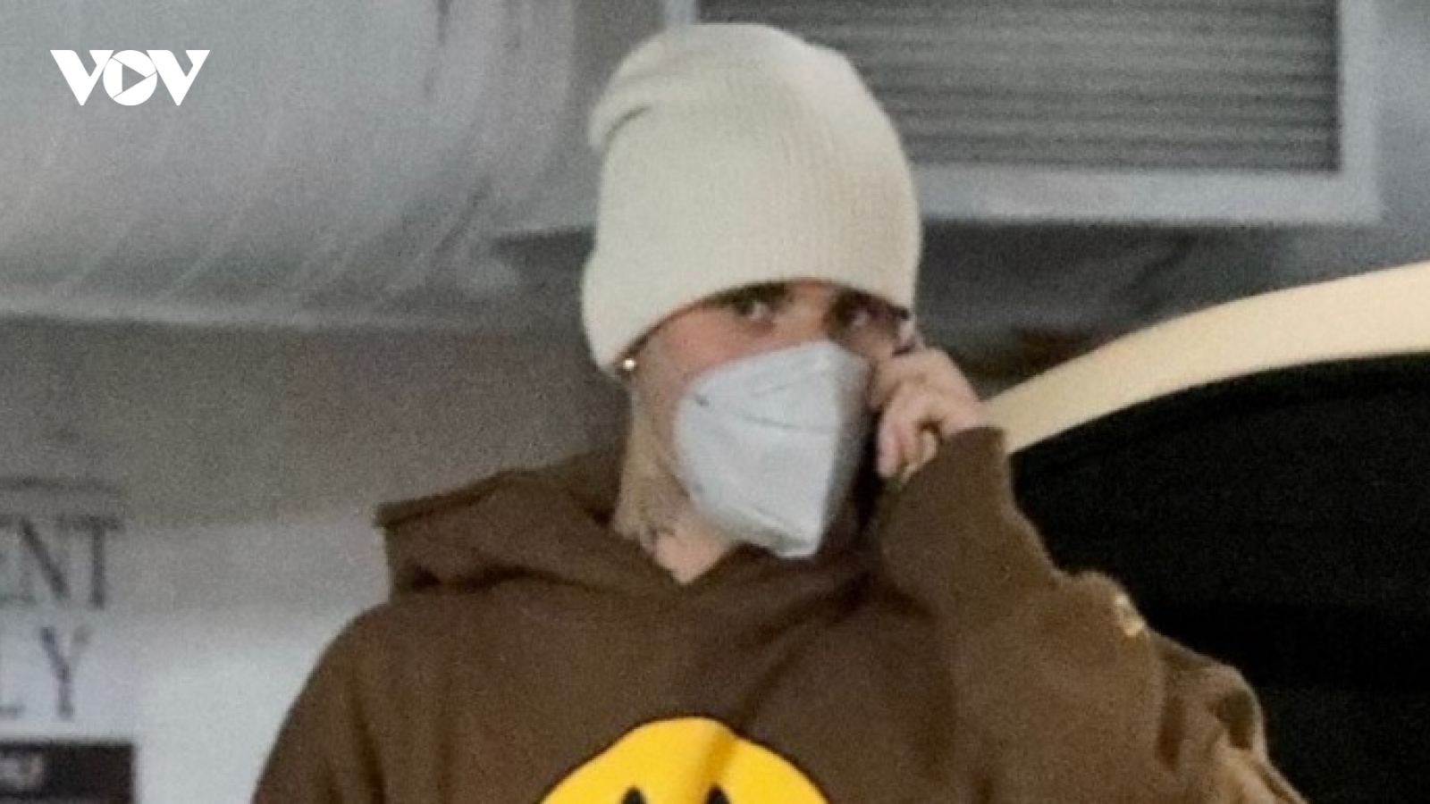 Justin Bieber tái xuất gầy gò sau khi bị mắc Covid-19