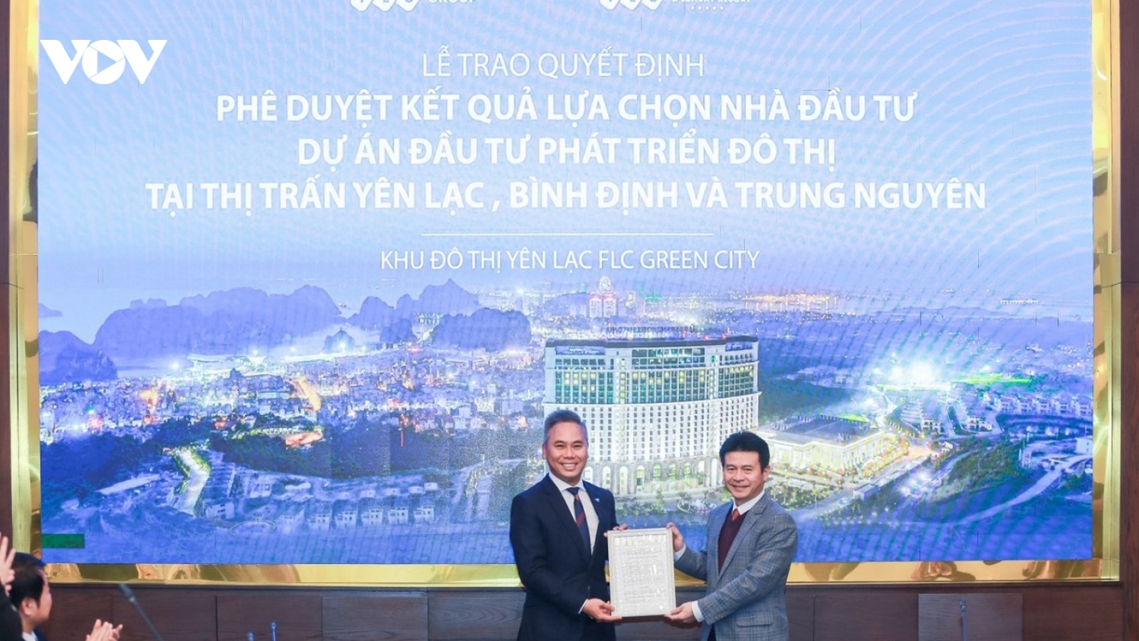 Trao quyết định trúng thầu cho FLC tại dự án Khu đô thị Yên Lạc Green City Vĩnh Phúc