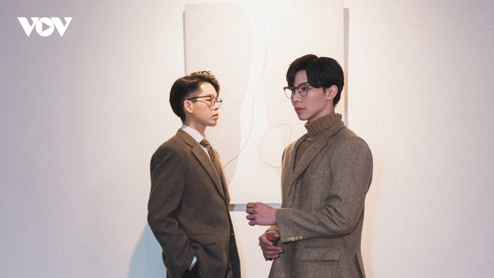 Đức Phúc và Erik tung teaser úp mở mối quan hệ khó hiểu trong MV mới