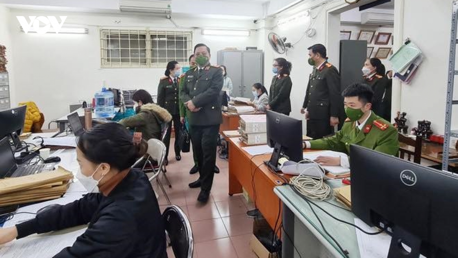 Công an TP Hà Nội thực hiện “chiến dịch làm sạch tàng thư căn cước can phạm”