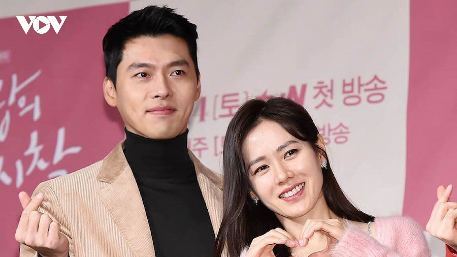 Hyun Bin: “Tôi hứa luôn sánh bước bên Son Ye Jin”