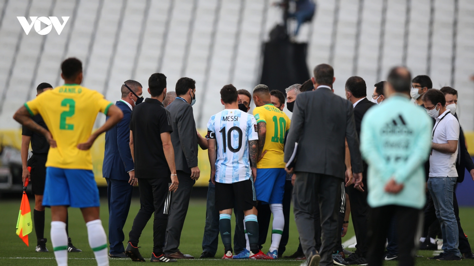 Đồng đội Messi bị FIFA phạt nặng vì sự cố ở trận đấu với ĐT Brazil