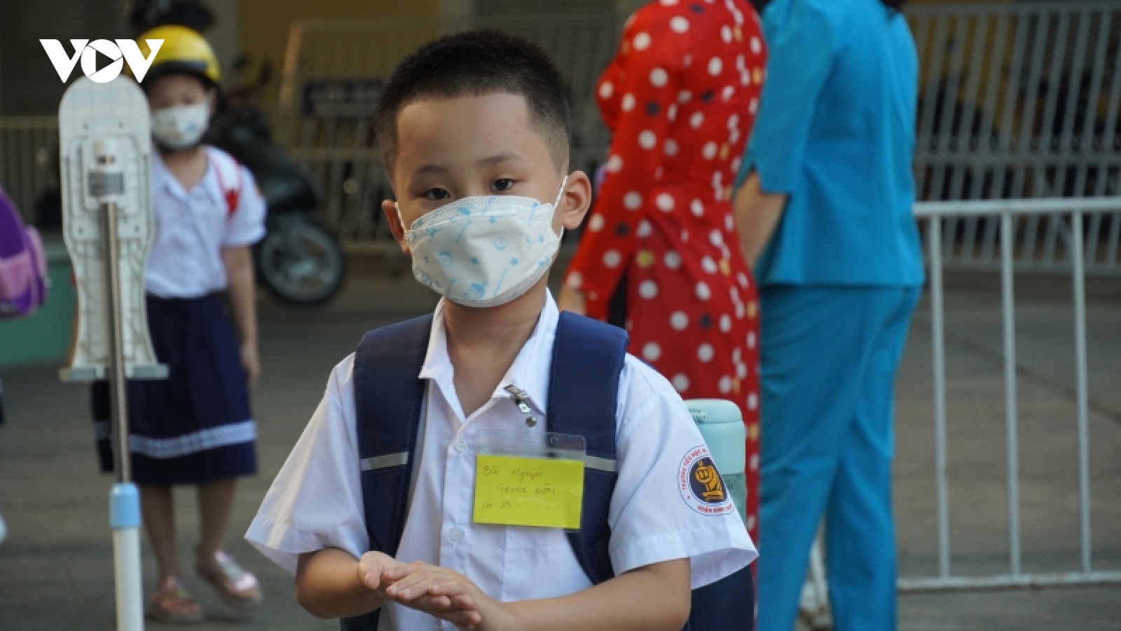 Học sinh tiểu học đi học trực tiếp trở lại: Cần thiết có thể nới khung thời gian năm học