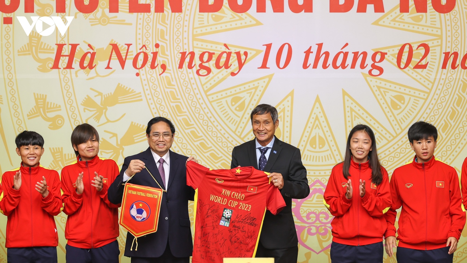 Thủ tướng: ĐT nữ Việt Nam vào World Cup là chiến công lớn trong lịch sử bóng đá nước nhà