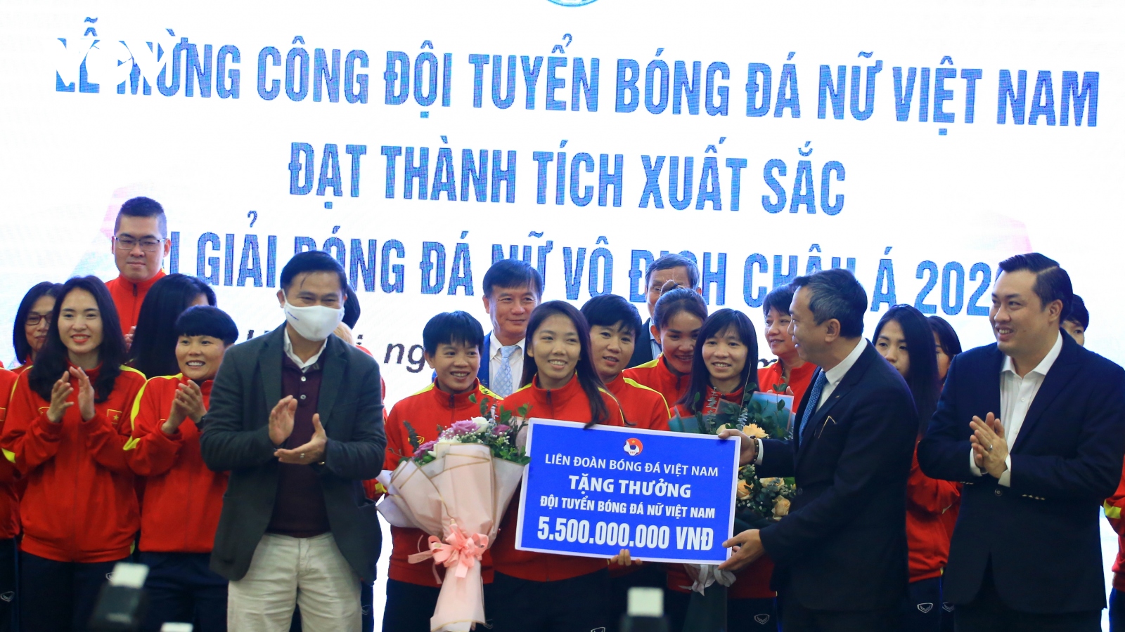 ĐT nữ Việt Nam đã nhận thưởng bao nhiêu sau kỳ tích dự World Cup nữ 2023? 