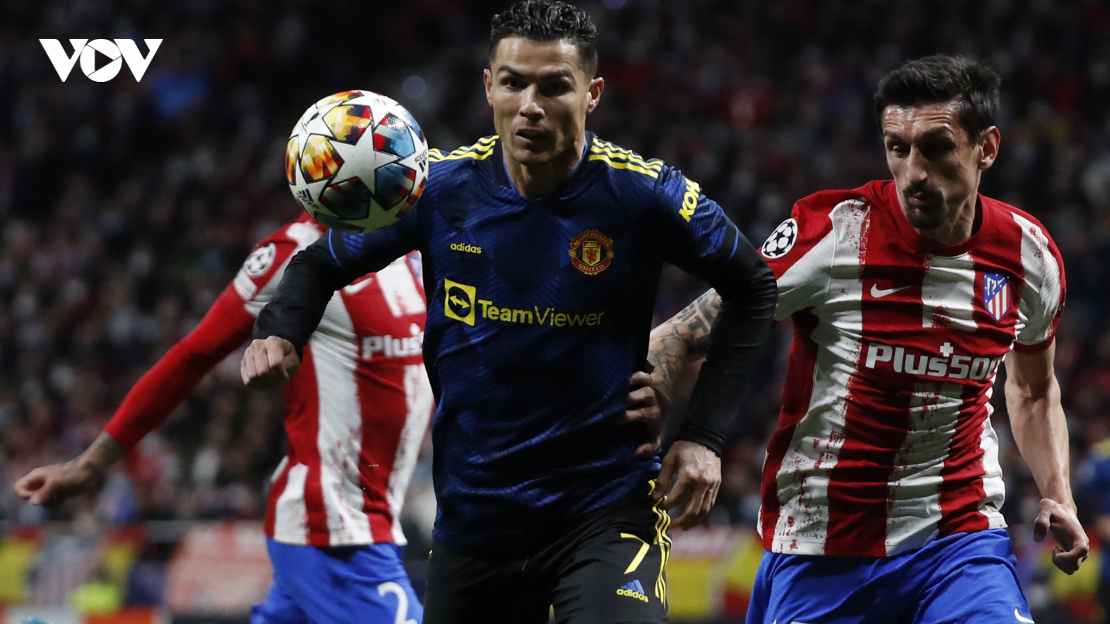 Kết quả Cúp C1 châu Âu: MU may mắn hoà Atletico, Benfica và Ajax rượt đuổi kịch tính