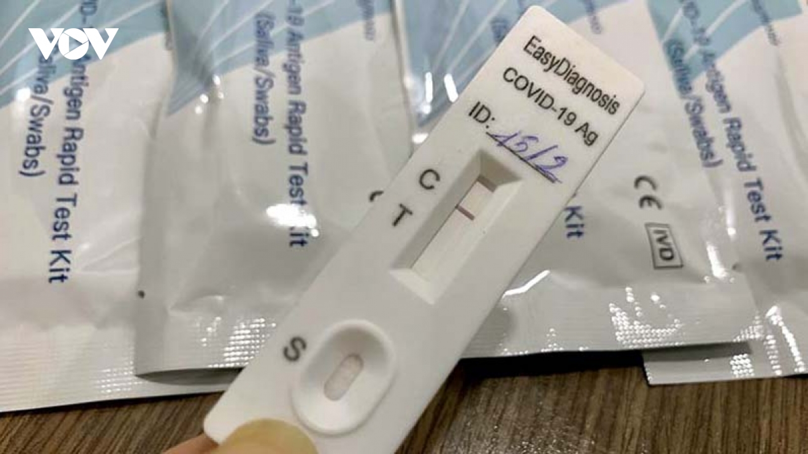 Hà Nội xử lý nghiêm việc tăng giá kit xét nghiệm, thuốc chữa Covid-19