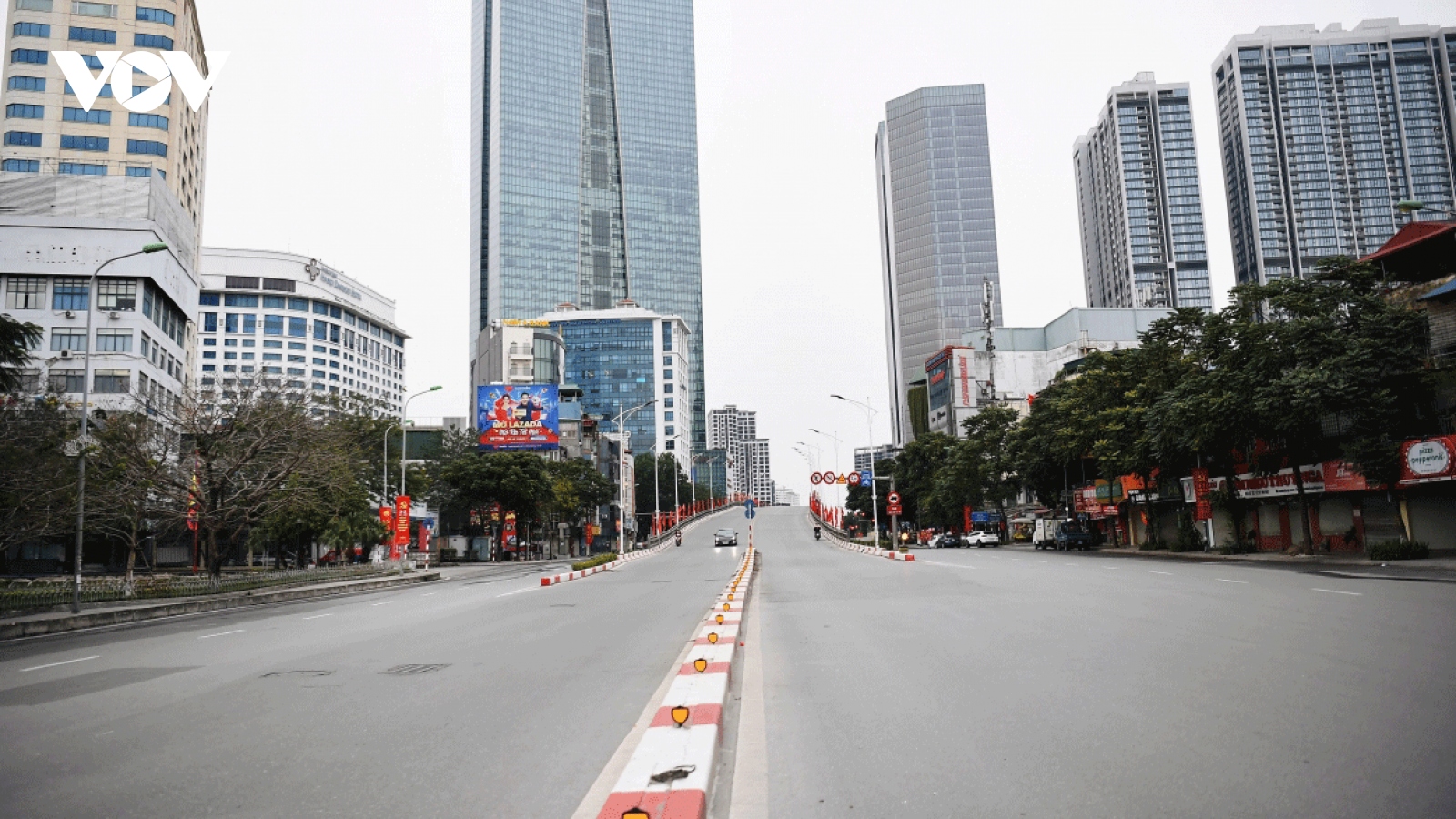 Peaceful and tranquil Hanoi on first day of Lunar New Year