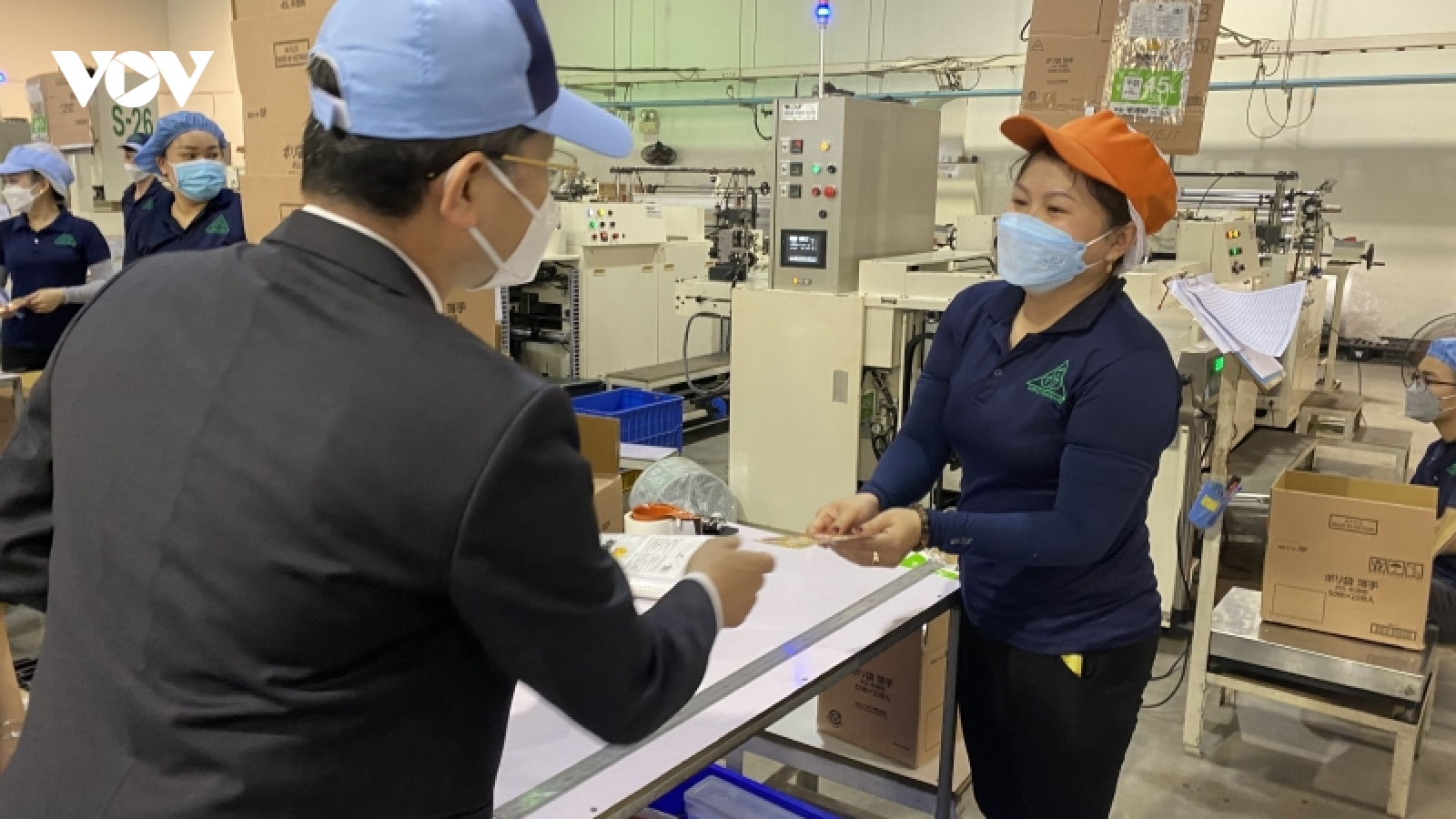 Hơn 90% công nhân ở Đà Nẵng đi làm trở lại sau kỳ nghỉ Tết