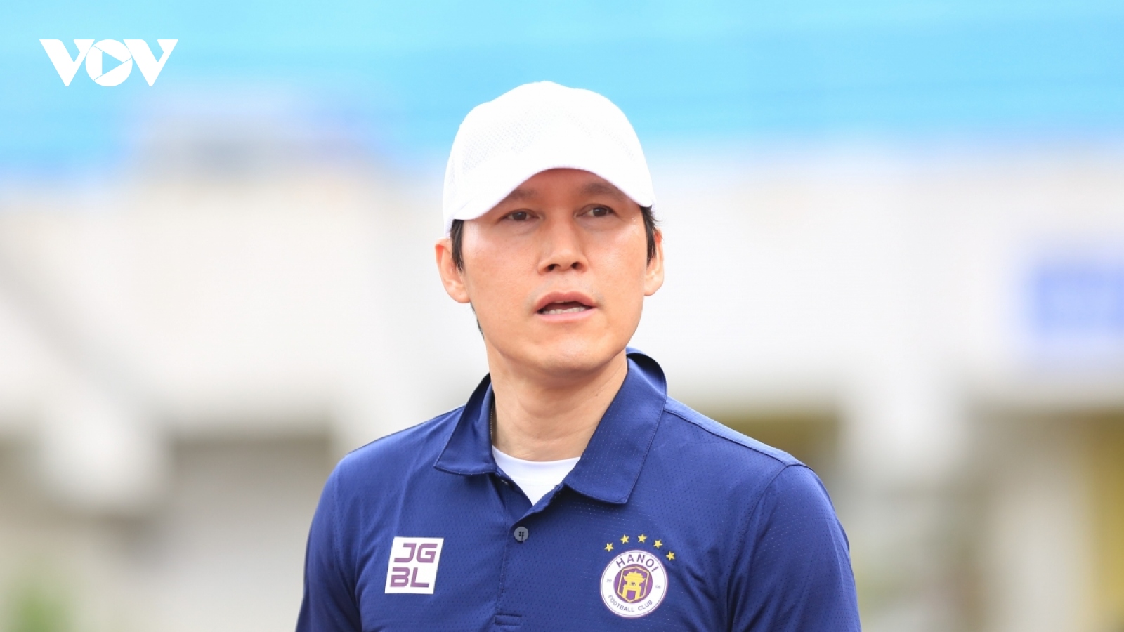 Hà Nội FC bất ngờ chia tay HLV Park Choong Kyun