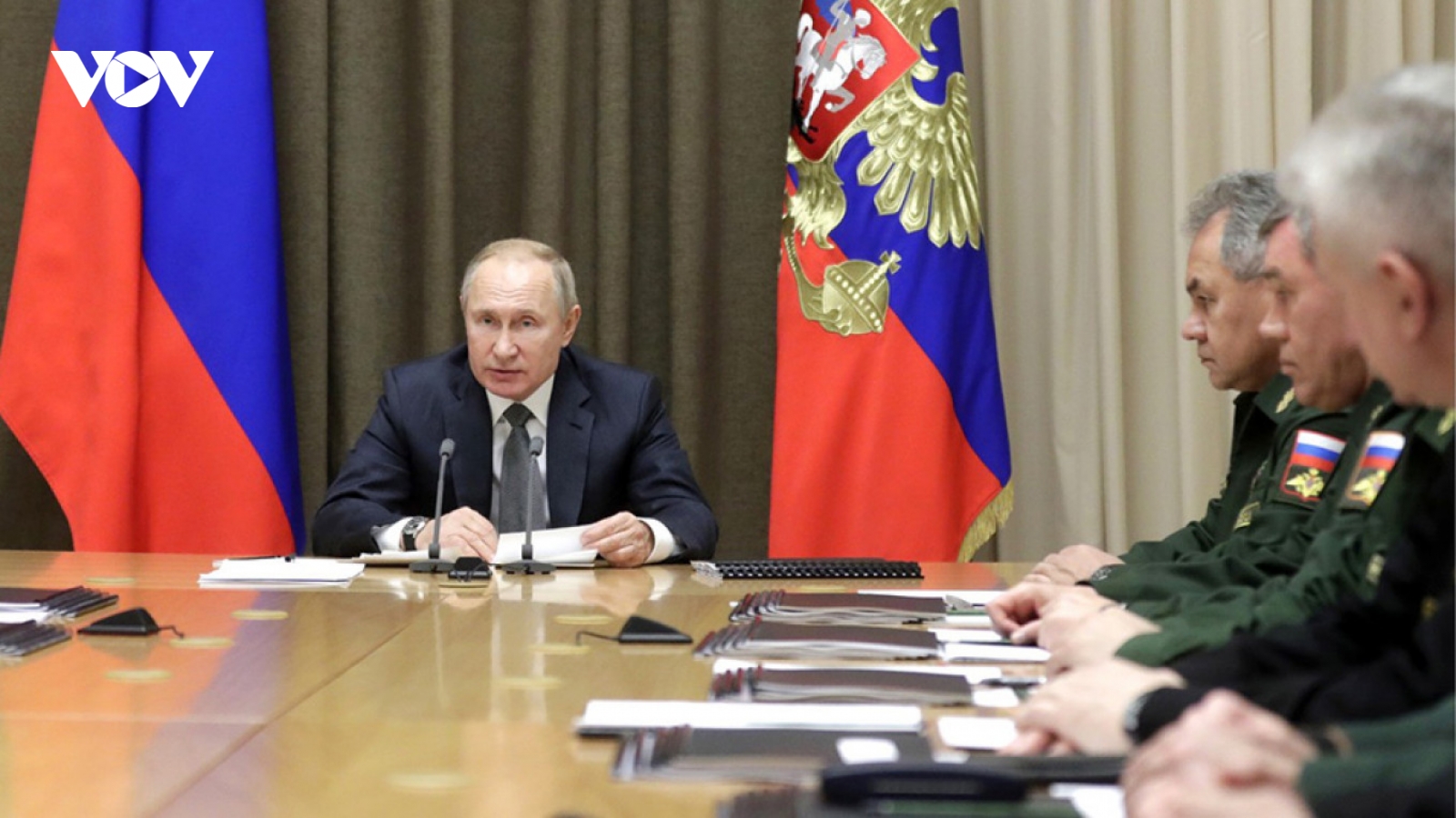 Ông Putin ra lệnh cho lực lượng răn đe hạt nhân cảnh giác cao sau tuyên bố của NATO