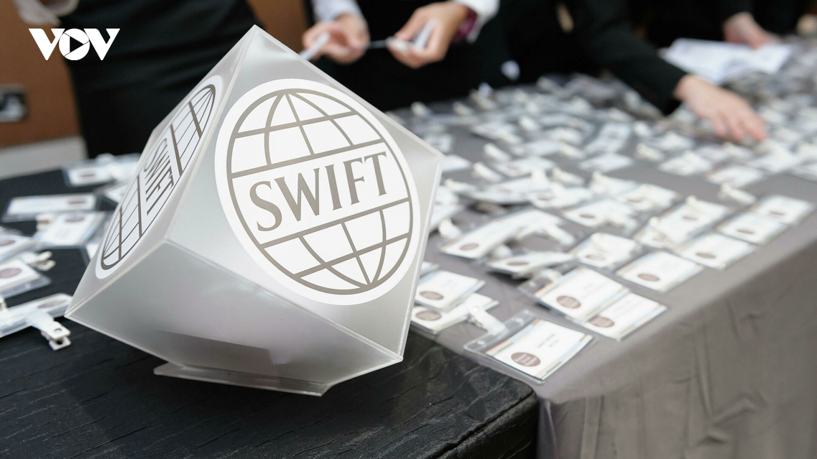 Danh sách 7 ngân hàng của Nga bị EU loại khỏi SWIFT
