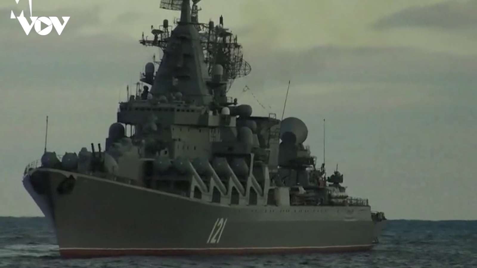 Hàng loạt tàu chiến Nga tập trận hải quân gần Crimea giữa lúc tình hình Ukraine nóng lên