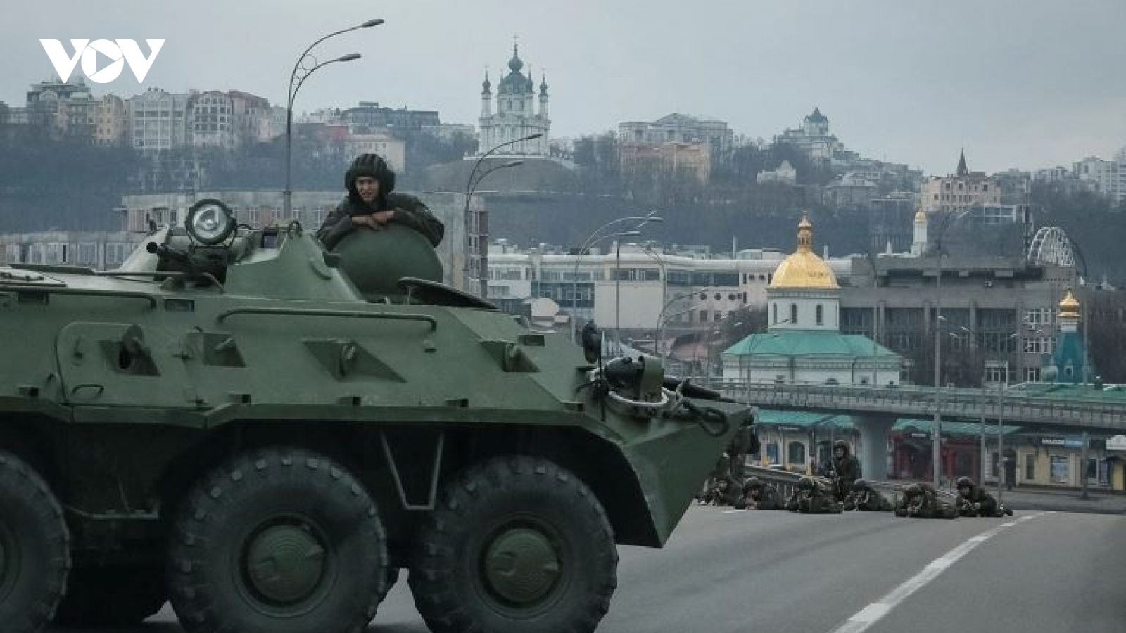 Giao tranh dữ dội giữa quân đội Nga và Ukraine ở thành phố cách Kiev hơn 100 km