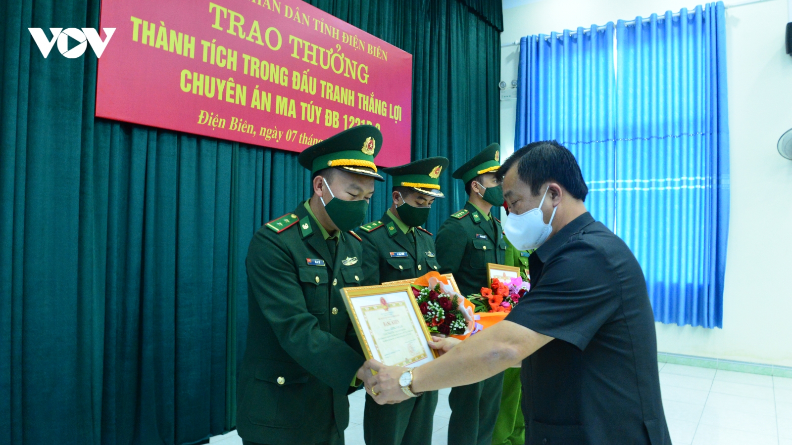 7 ngày đêm mật phục phá chuyên án, thu 72 bánh heroin ở Điện Biên