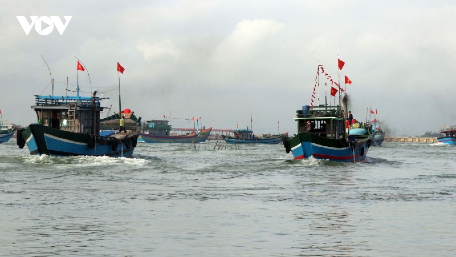 Thừa Thiên Huế: Ngư dân mở biển đánh bắt đầu xuân mới