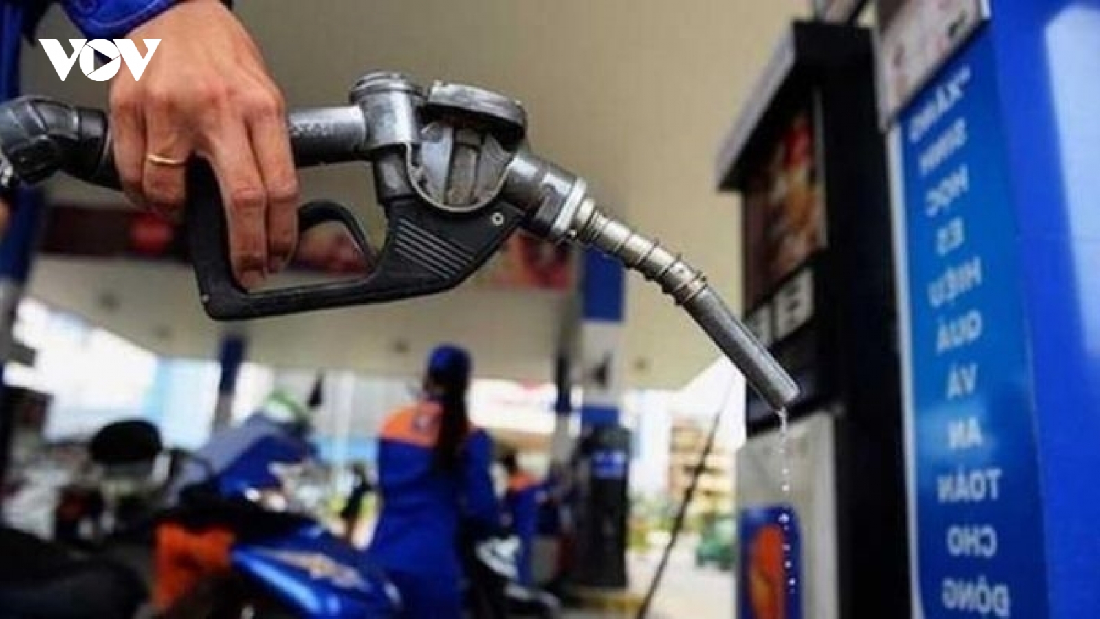 Quỹ bình ổn giá xăng dầu còn dư gần 900 tỷ đồng