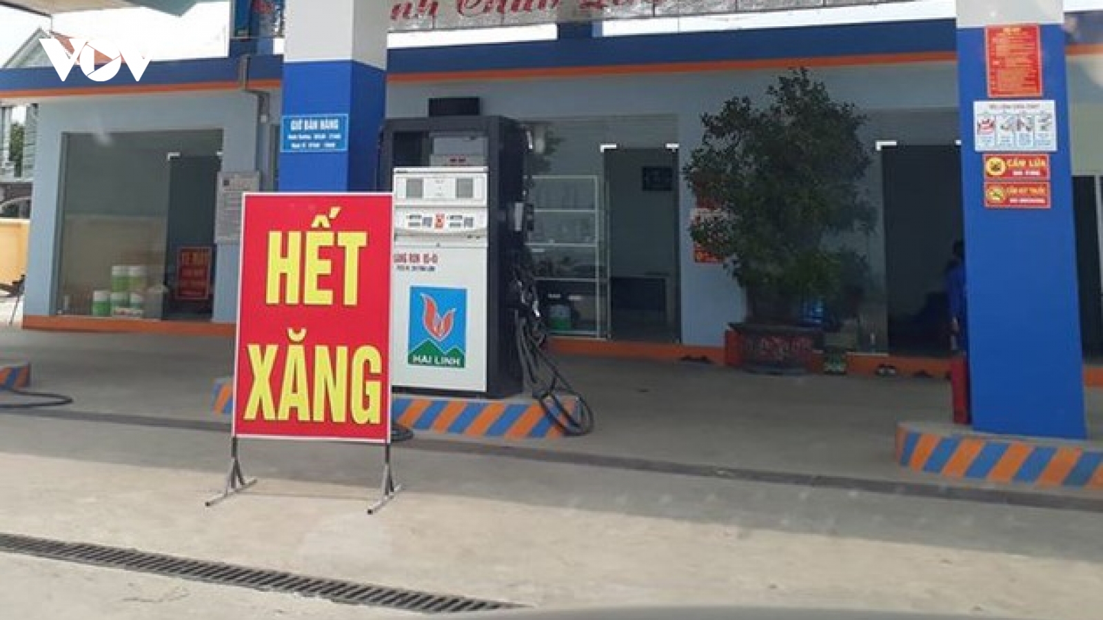 Chính phủ yêu cầu xử lý nghiêm hành vi "găm" xăng dầu nhằm trục lợi