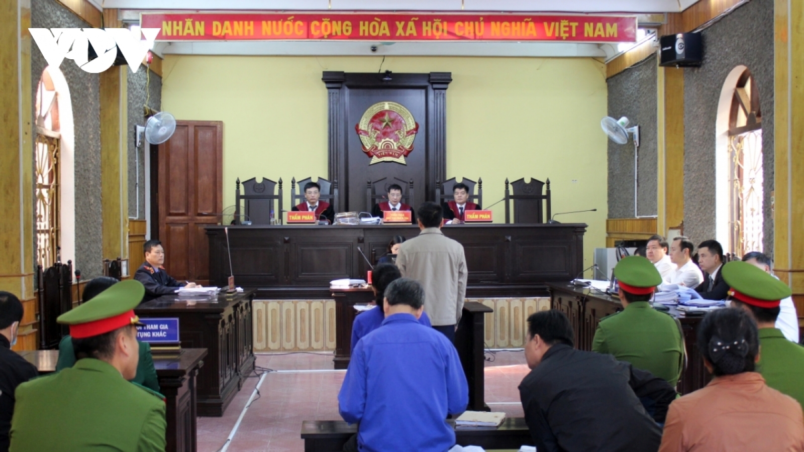 Từ năm 2022, tòa án nhân dân được tổ chức xét xử trực tuyến