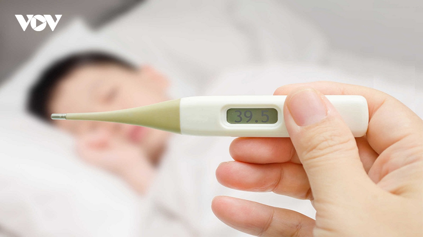 Thuốc và vật dụng cần có trong nhà khi trẻ mắc Covid-19