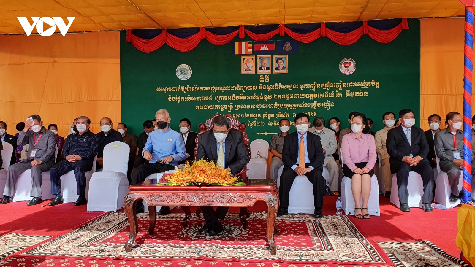 Việt Nam hỗ trợ Campuchia xây dựng trung tâm cai nghiện ma túy quốc gia