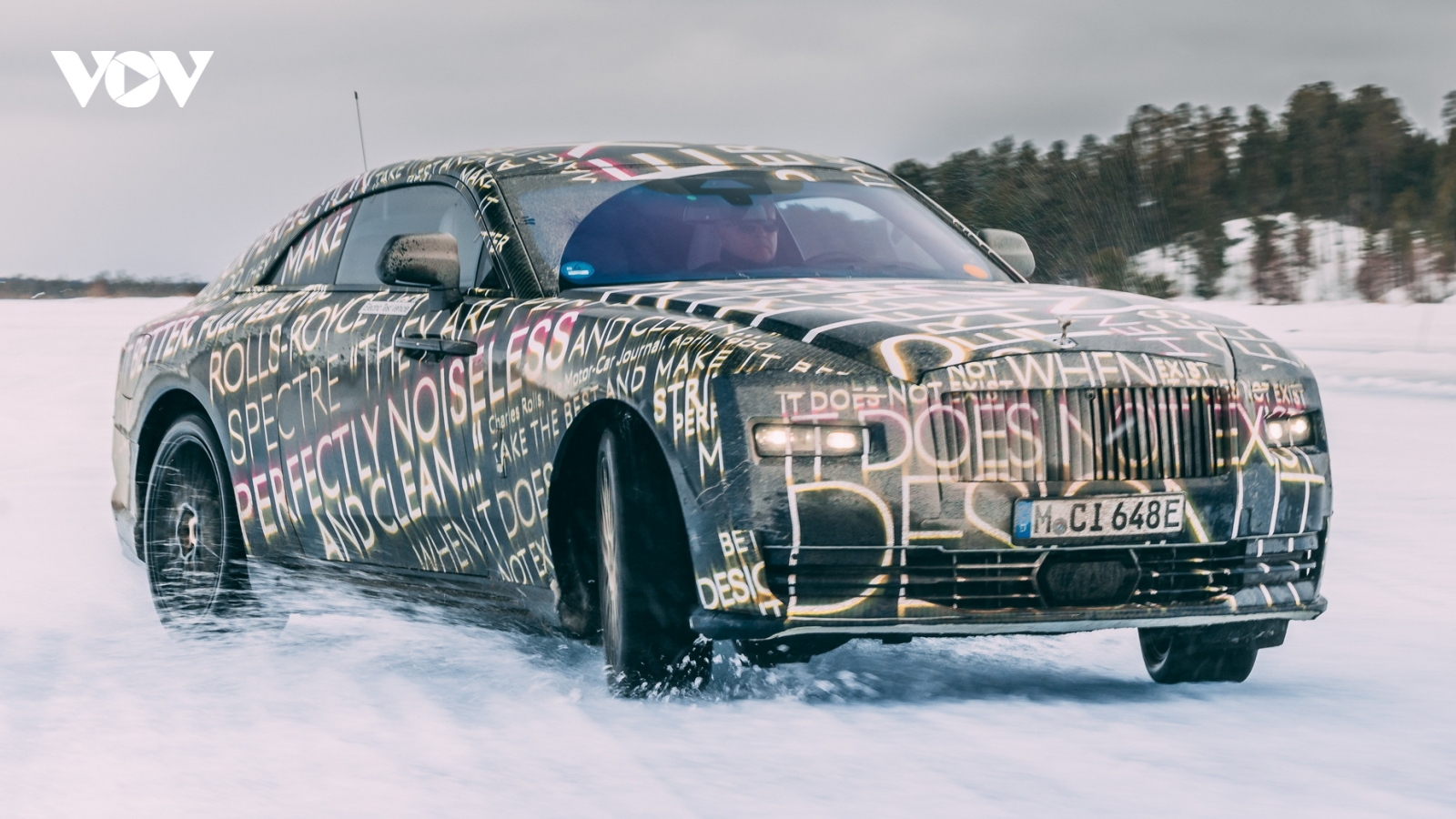 Xe điện siêu sang Rolls-Royce Spectre thử nghiệm ở nhiệt độ -40 độ C