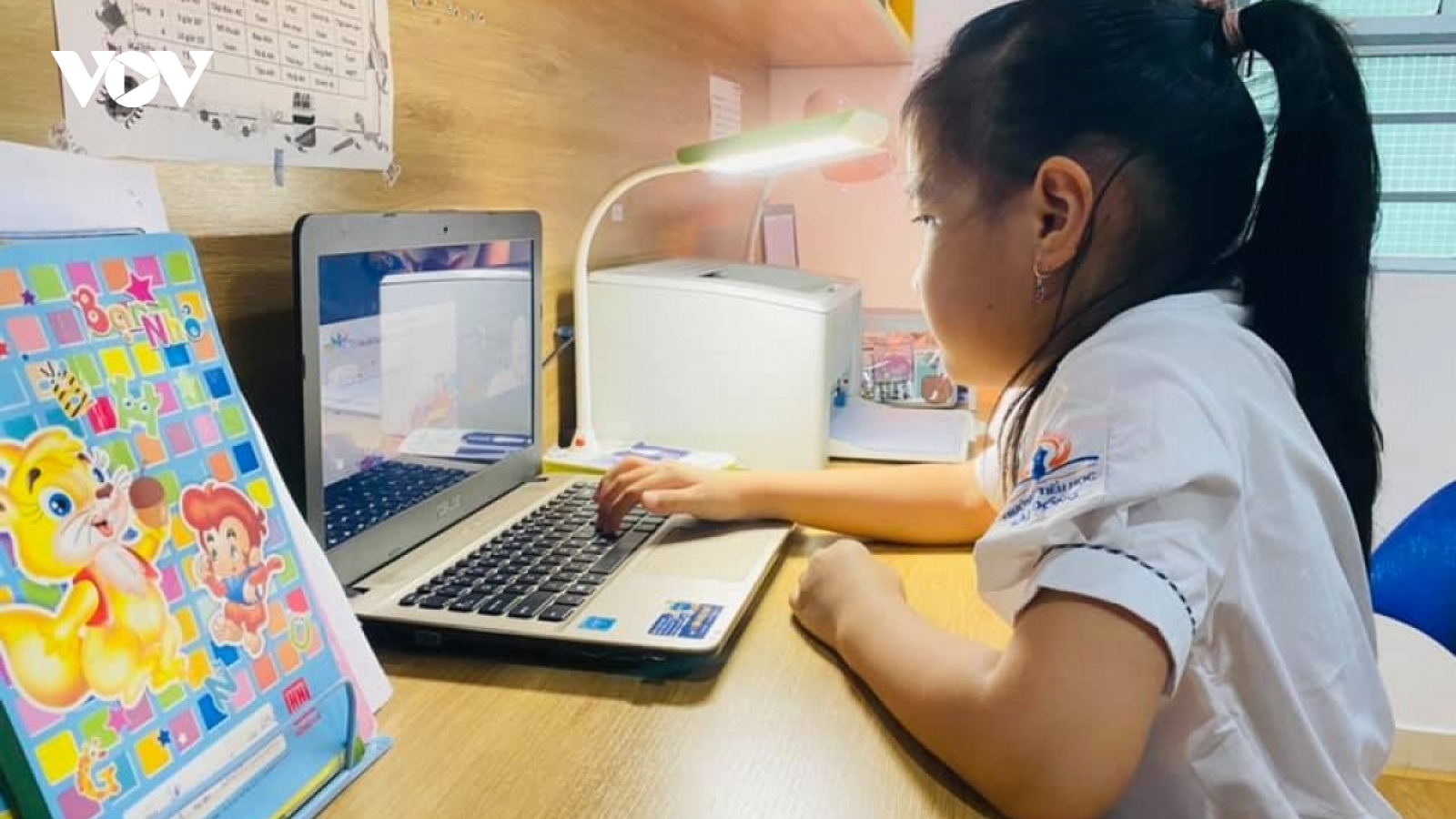 Giáo dục đạo đức, lối sống văn hóa cho thanh thiếu nhi trên không gian mạng