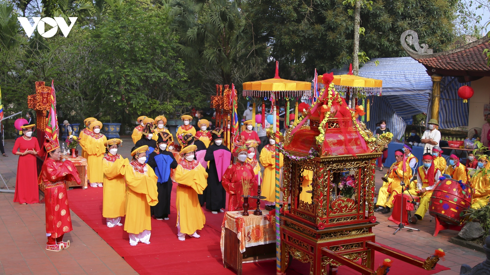 Điện Biên tưng bừng khai hội Thành Bản Phủ