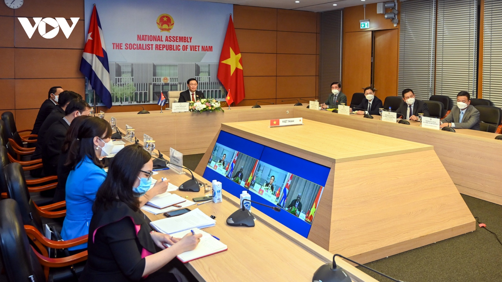 Chủ tịch Quốc hội Vương Đình Huệ hội đàm với Chủ tịch Quốc hội Chính quyền Nhân dân Cuba