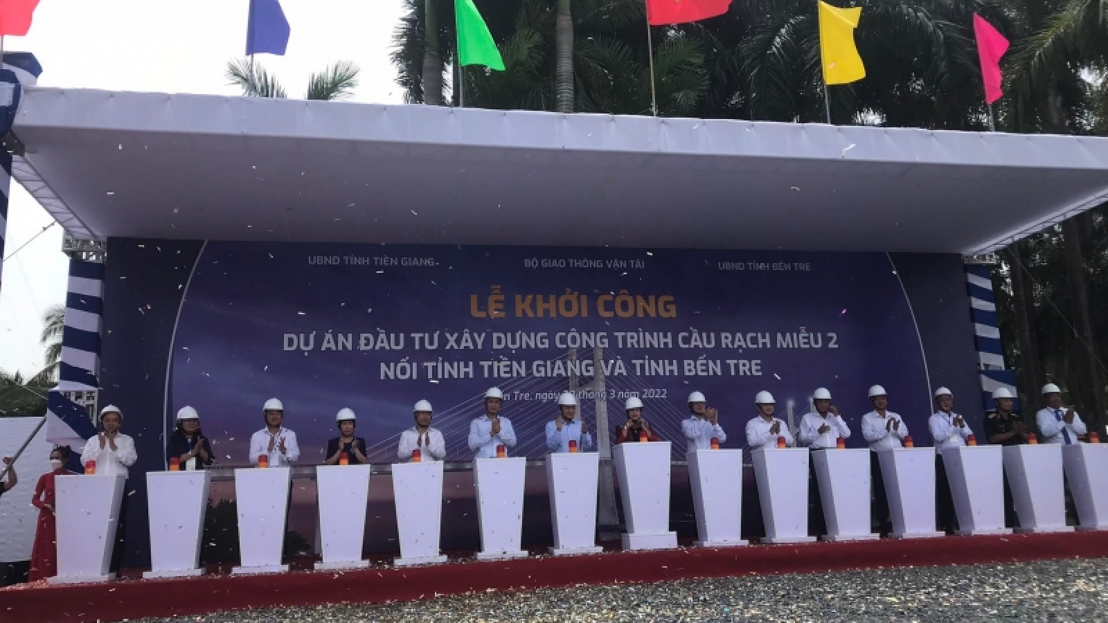 Phó Thủ tướng Lê Minh Khái dự lễ khởi công xây dựng cầu Rạch Miễu 2