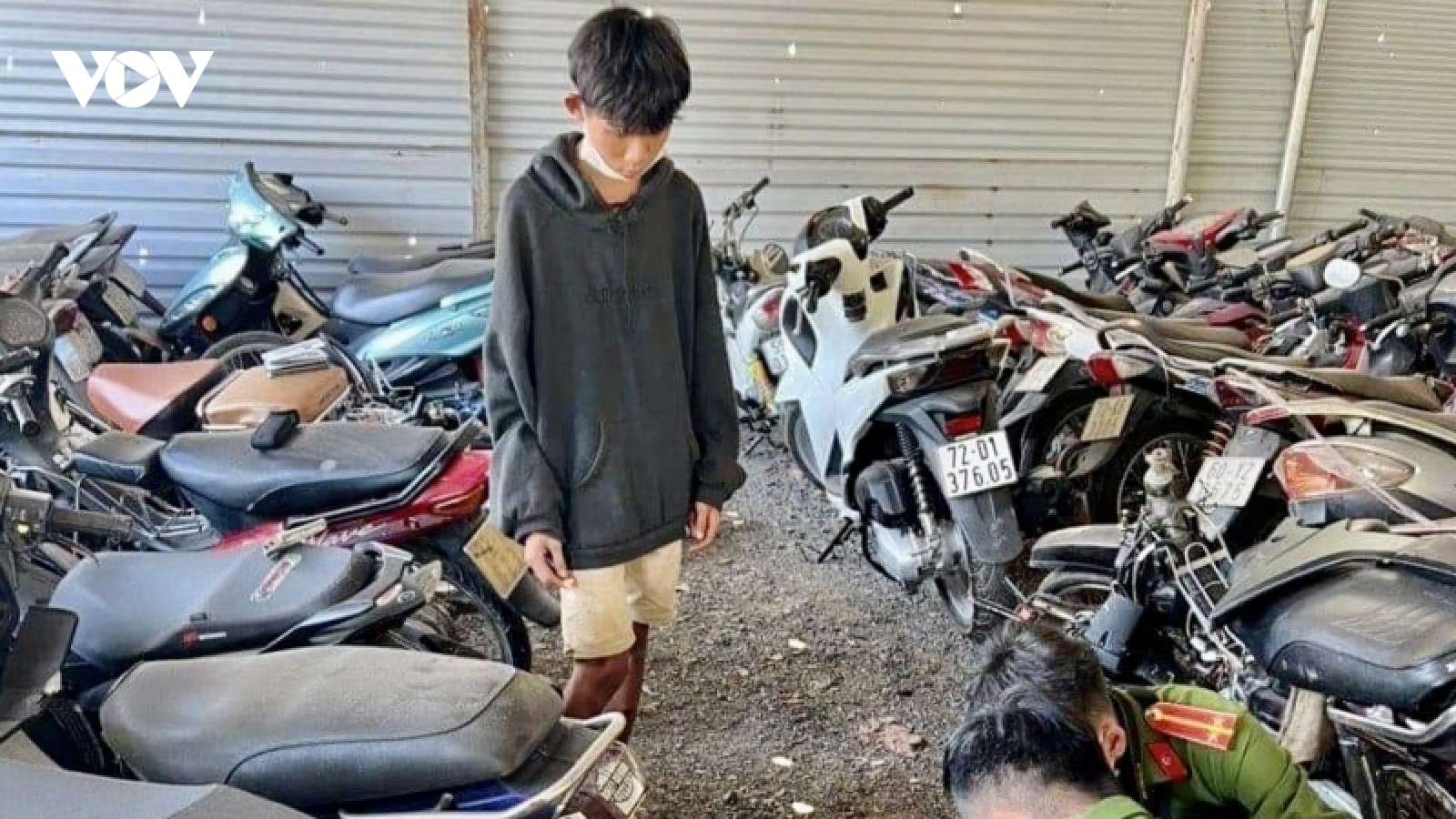 2 đối tượng đột nhập kho tang vật của CSGT để trộm cắp