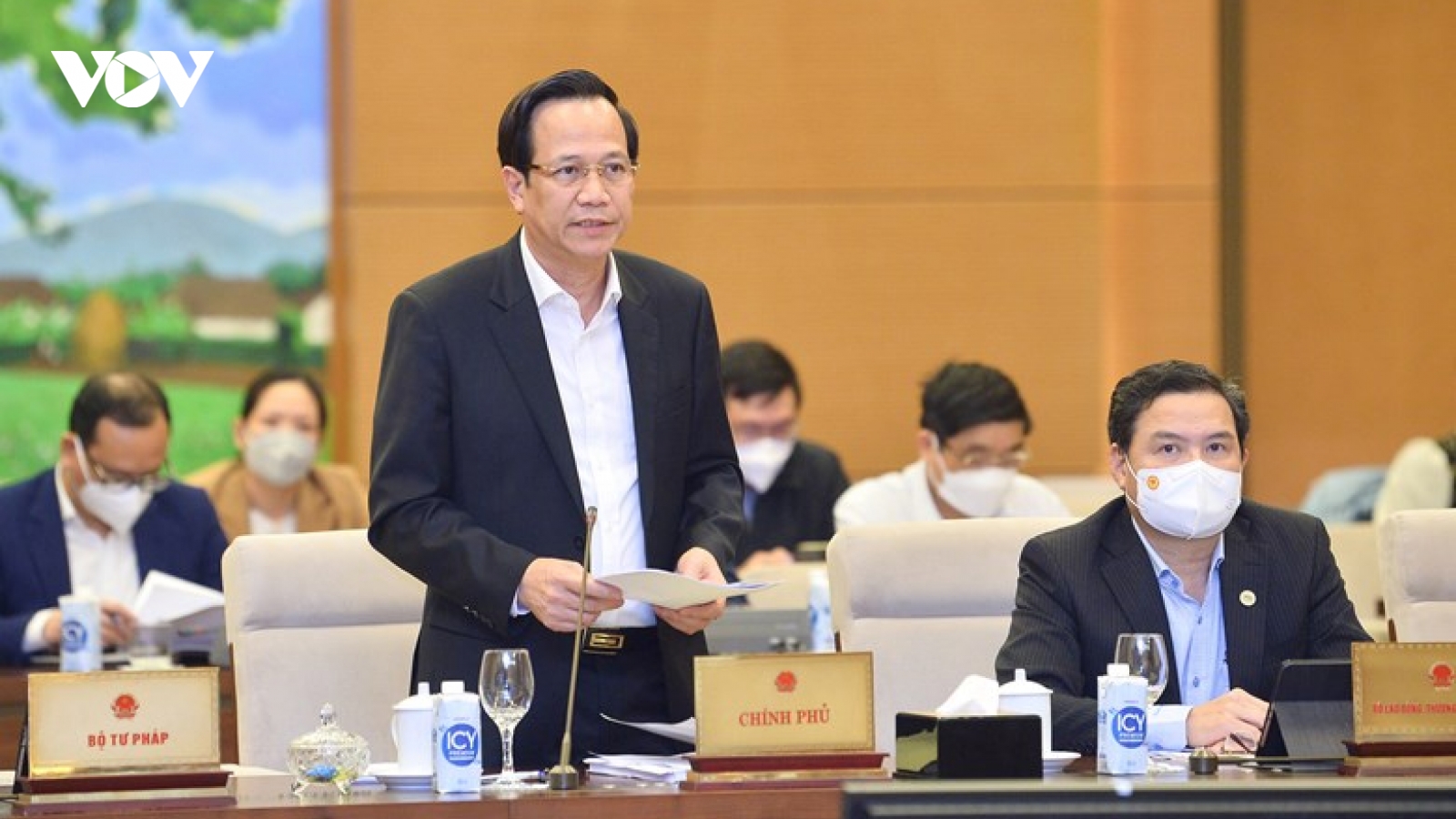 Tuần này, Ủy ban Thường vụ Quốc hội xem xét quyết định việc tăng giờ làm thêm