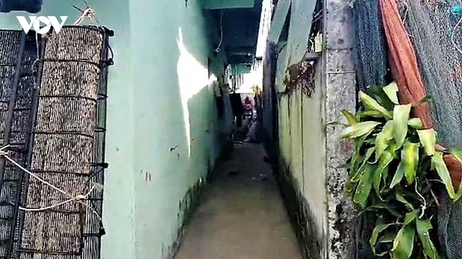Khởi tố vụ án liên quan đến cháu bé nghi bị bạo hành ở Cà Mau
