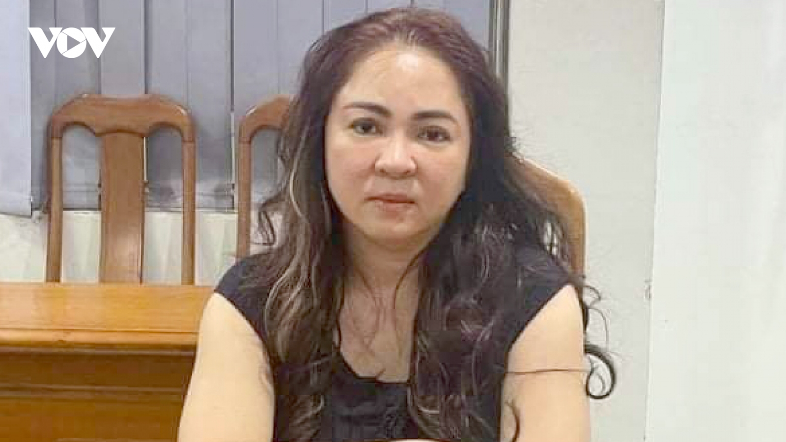Khởi tố, bắt tạm giam Nguyễn Phương Hằng