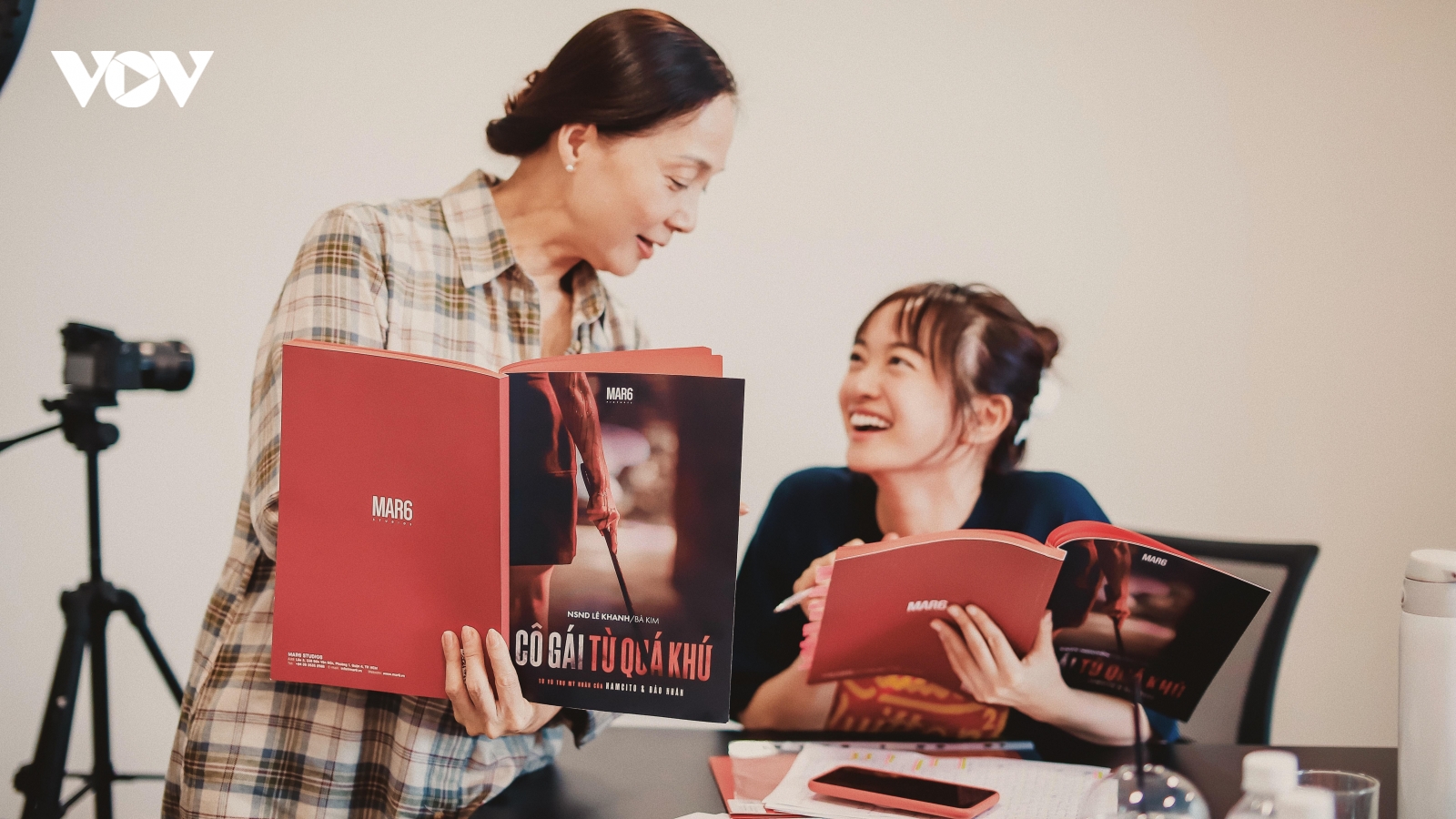NSND Lê Khanh tái ngộ Kaity Nguyễn, Lan Ngọc trong "Cô gái từ quá khứ"