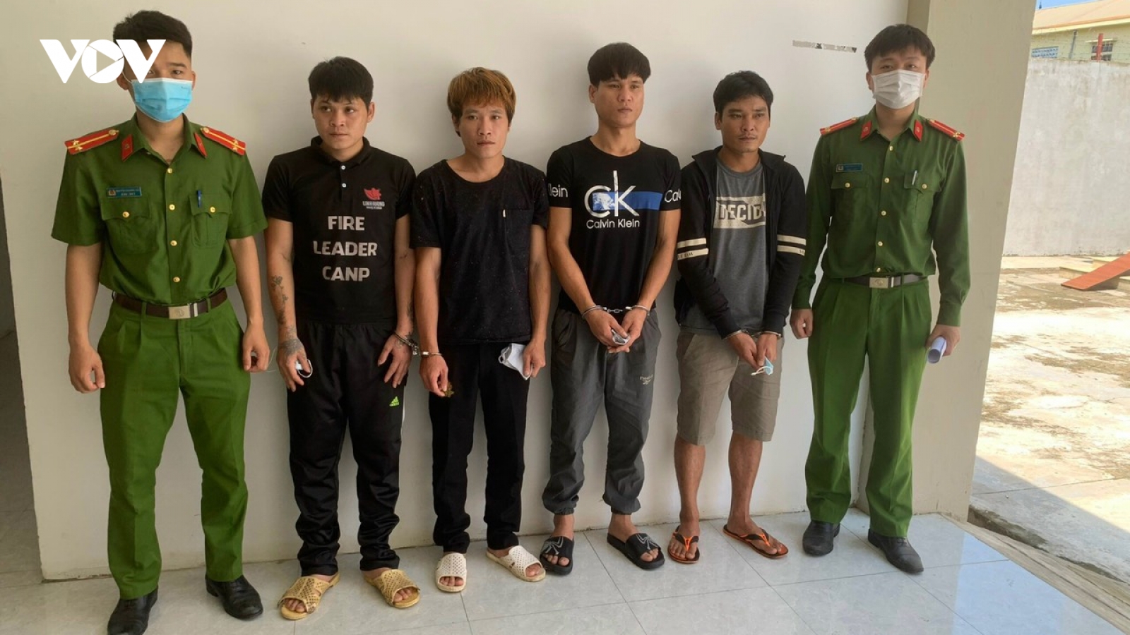Tóm gọn nhóm đối tượng bán ma túy chỉ giao dịch ở khu vực đồi núi cao