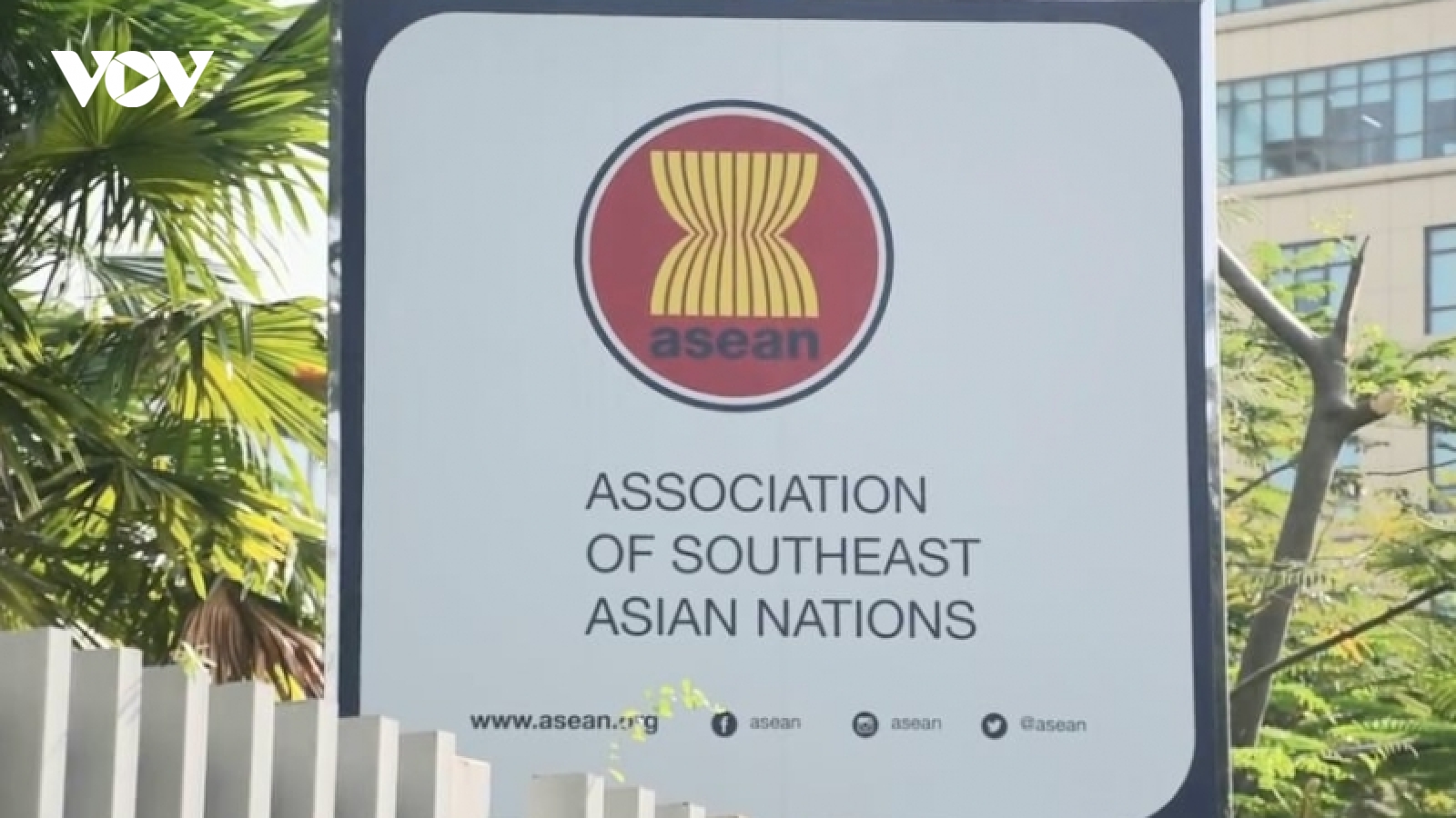 Các Bộ trưởng Ngoại giao ASEAN kêu gọi ngừng bắn ở Ukraine