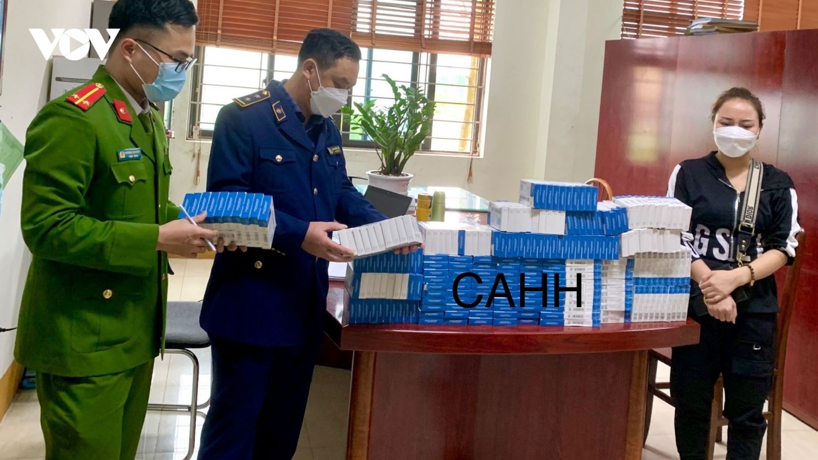 Bắc Giang: Thu giữ hơn 200 hộp thuốc chữa COVID-19 không có nguồn gốc, xuất xứ
