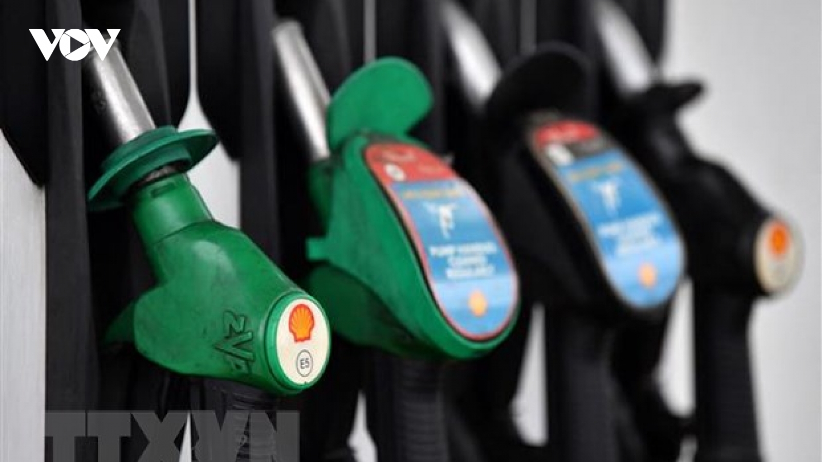 Tập đoàn dầu mỏ Shell thông báo dừng thỏa thuận mua dầu Nga