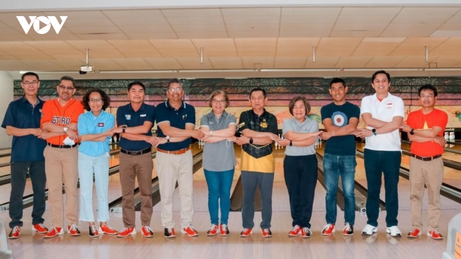 Đại sứ quán Việt Nam tại Australia thi đấu giao lưu bowling ASEAN 2022