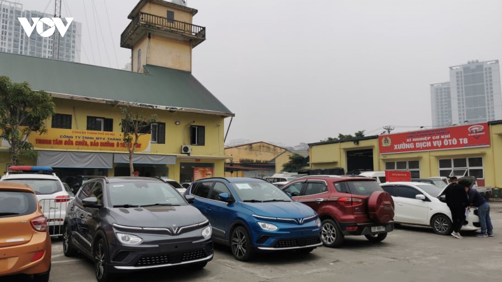 Ngày đầu miễn phí trước bạ ôtô điện - đăng ký nhanh gọn như xe xăng