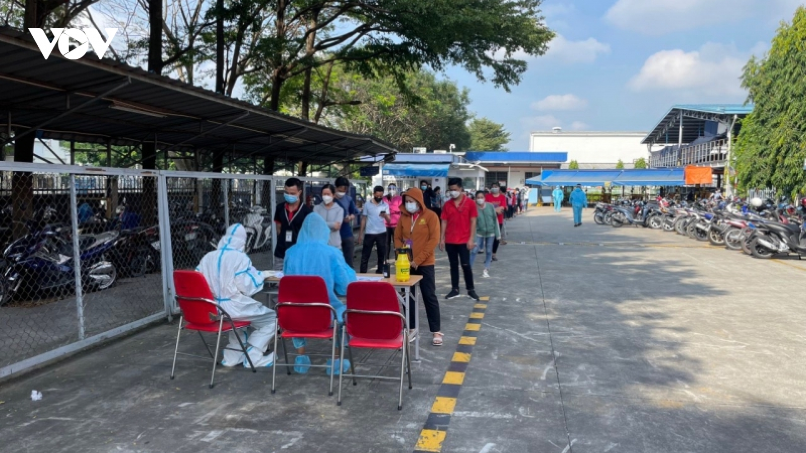 Nhiều doanh nghiệp ủng hộ việc cho F1 đi làm