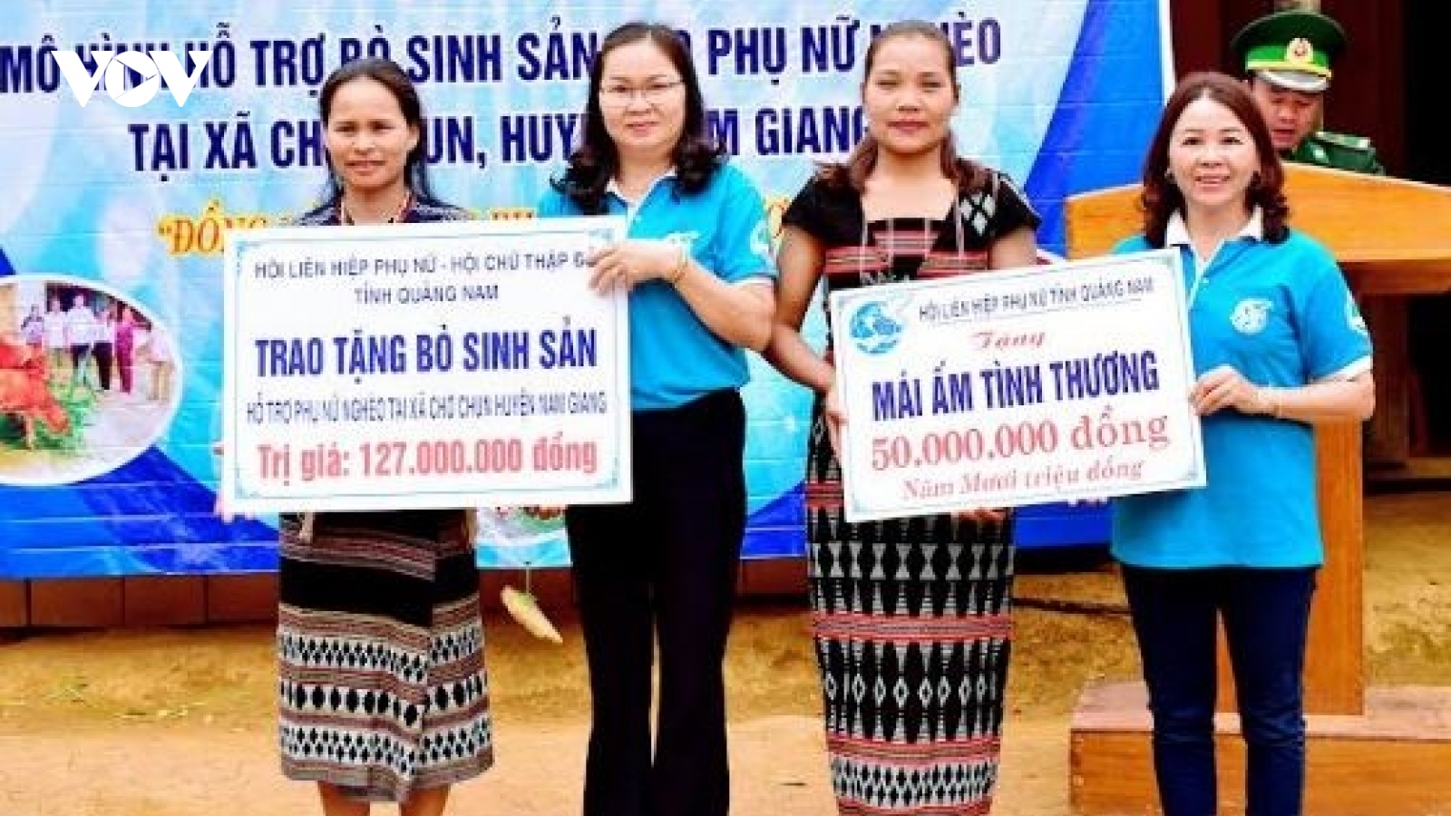 Phụ nữ vùng cao Quảng Nam làm giàu trên vùng đất khó