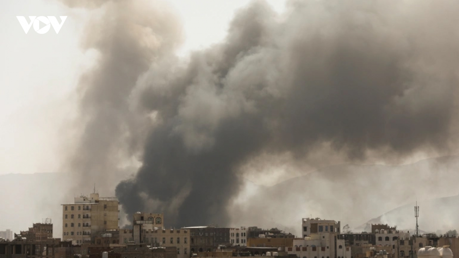 Houthi dừng các cuộc không kích vào Saudi Arabia trong 3 ngày