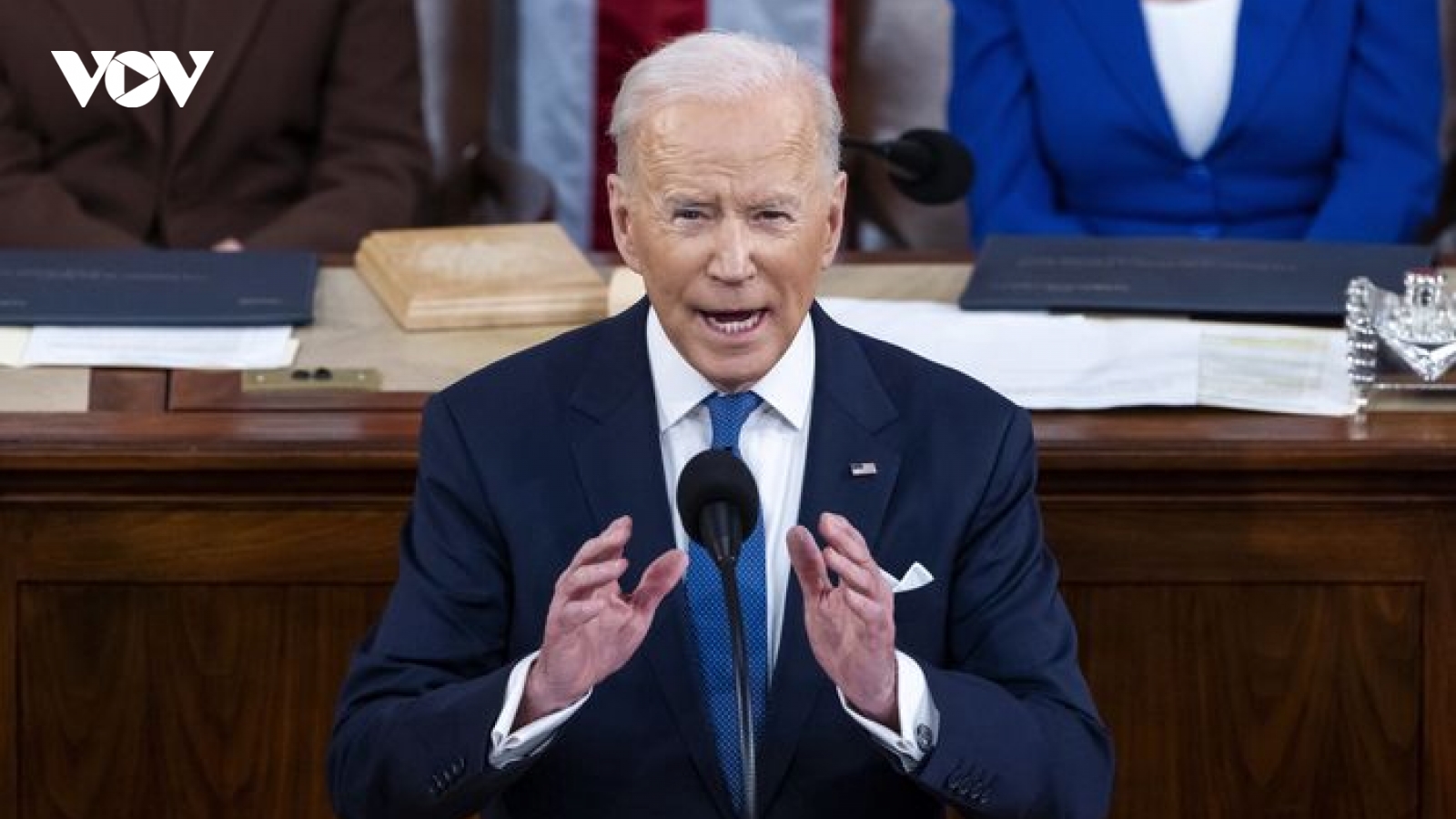 Tổng thống Biden kêu gọi "ngừng coi Covid-19 là ranh giới chia rẽ đảng phái"