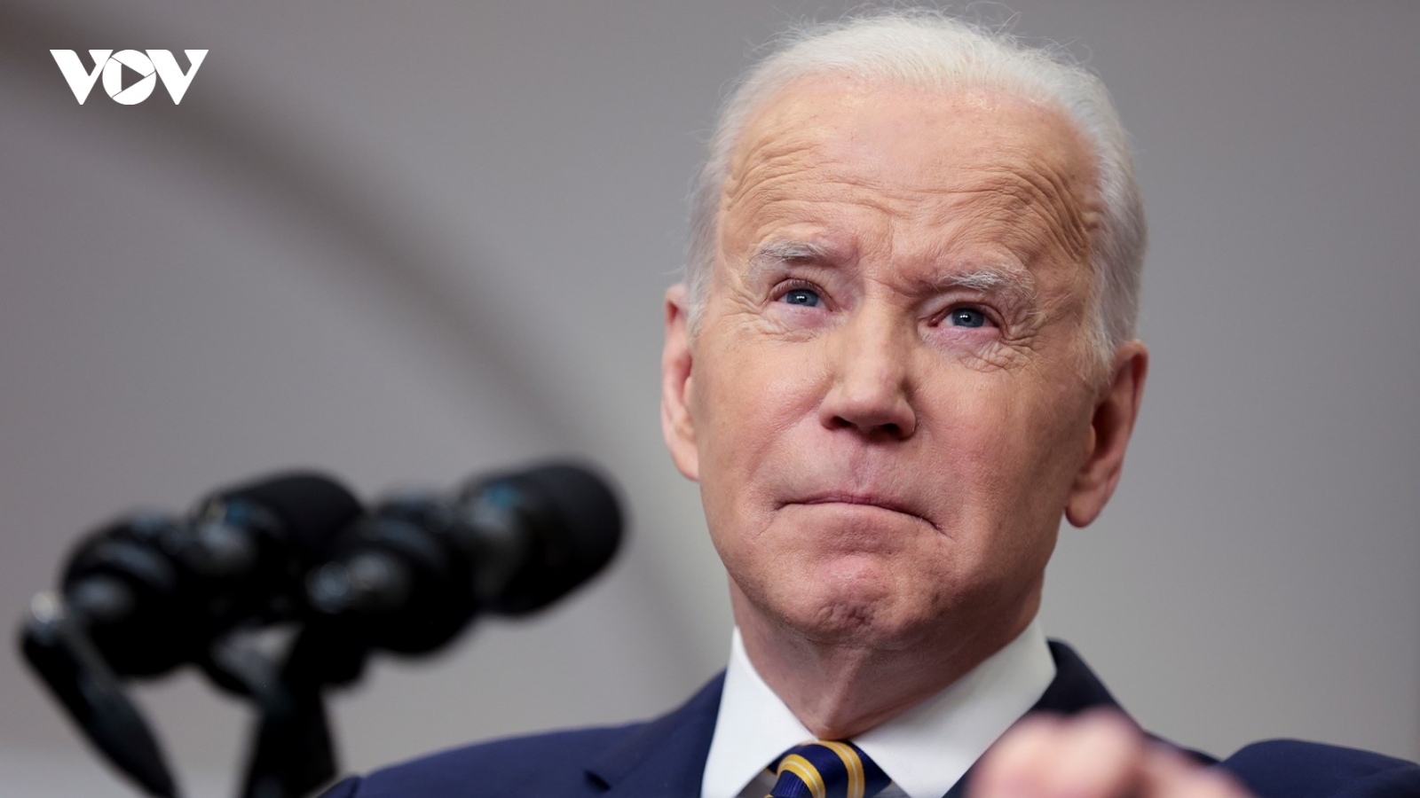 Tổng thống Biden nói "không thể làm gì nhiều" trước cảnh giá xăng tăng vọt